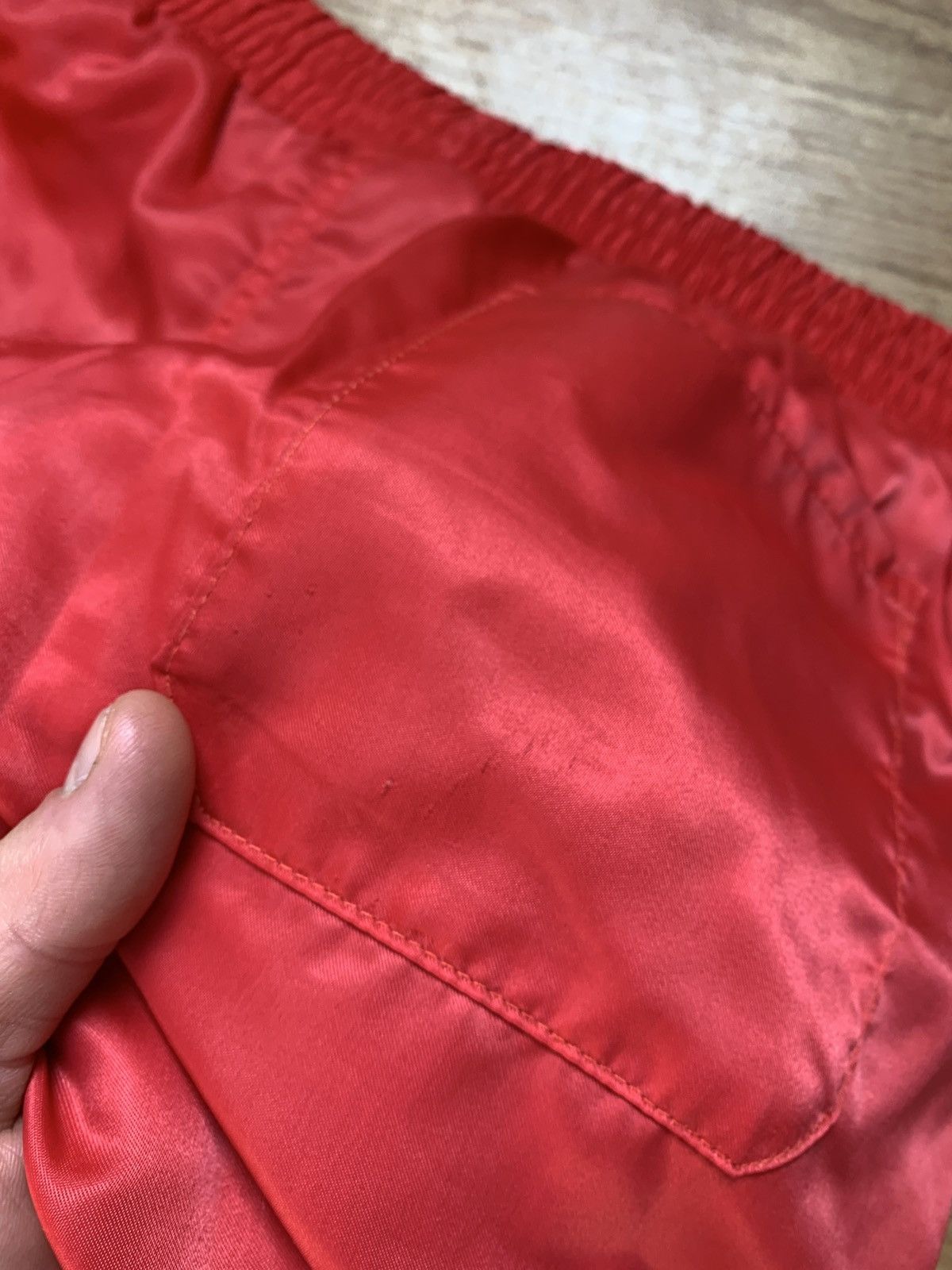 Adidas Vintage Adidas Mens Red Track Run Nylon Shorts Yugoslavia Size US 34 / EU 50 - 7 Thumbnail