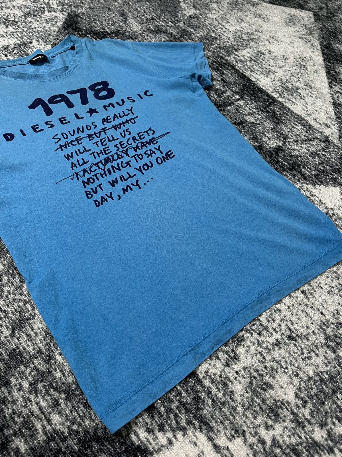 Diesel × Vintage Vintage Diesel T Shirt Music Y2K STYLE 90s Size US M / EU 48-50 / 2 - 5 Thumbnail