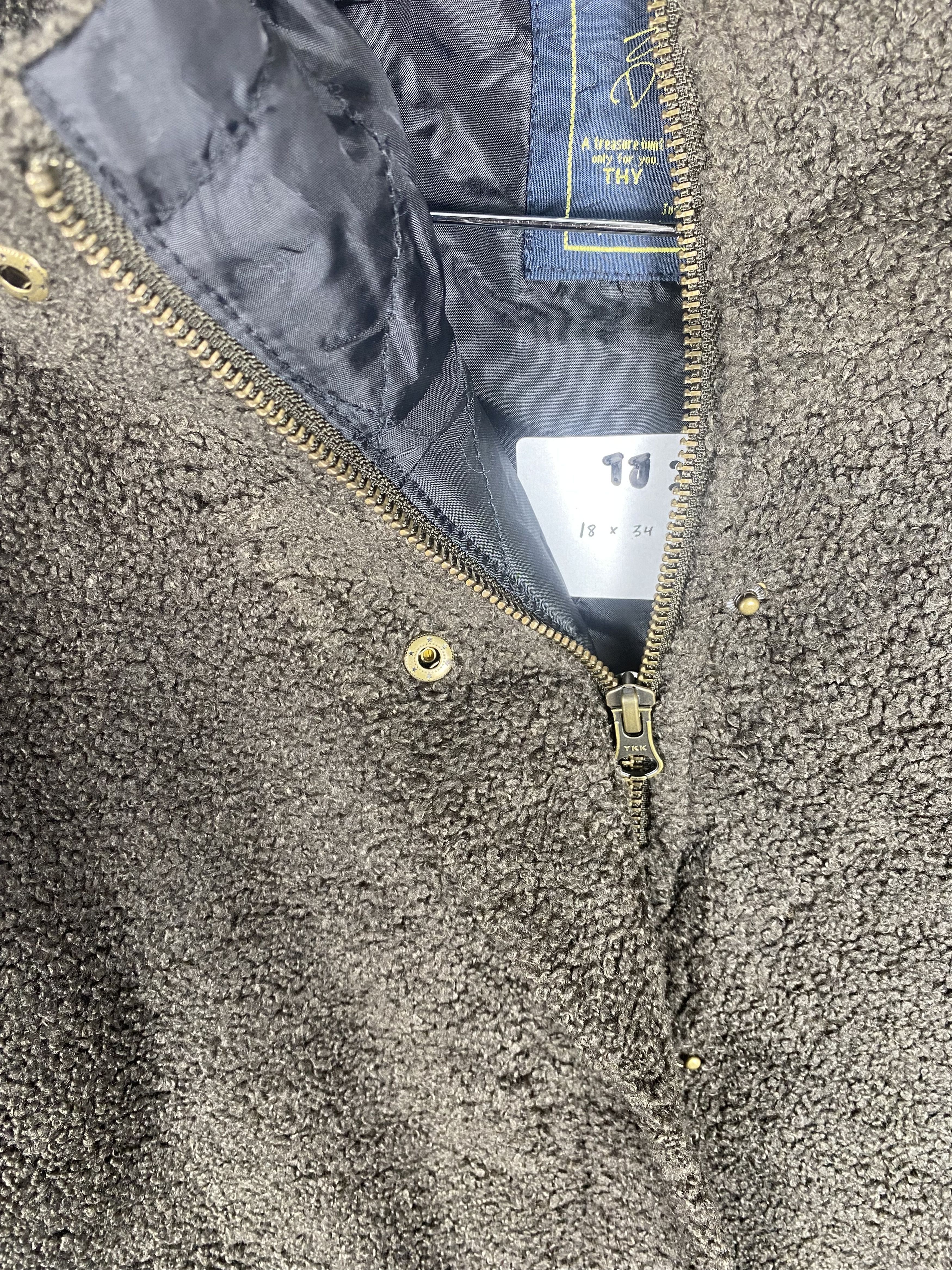 Japanese Brand Vintage Zootie Hoodie ZIp Up Velvet Jacket Size M / US 6-8 / IT 42-44 - 6 Thumbnail