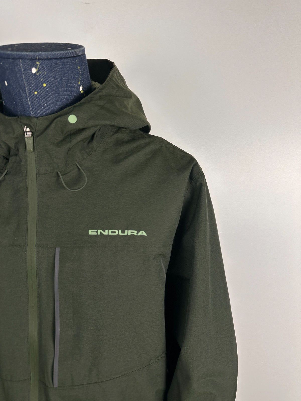 Other Endura Hummvee Waterproof Hooded MTB Jacket Green Size 3XL Size US XXL / EU 58 / 5 - 2 Thumbnail