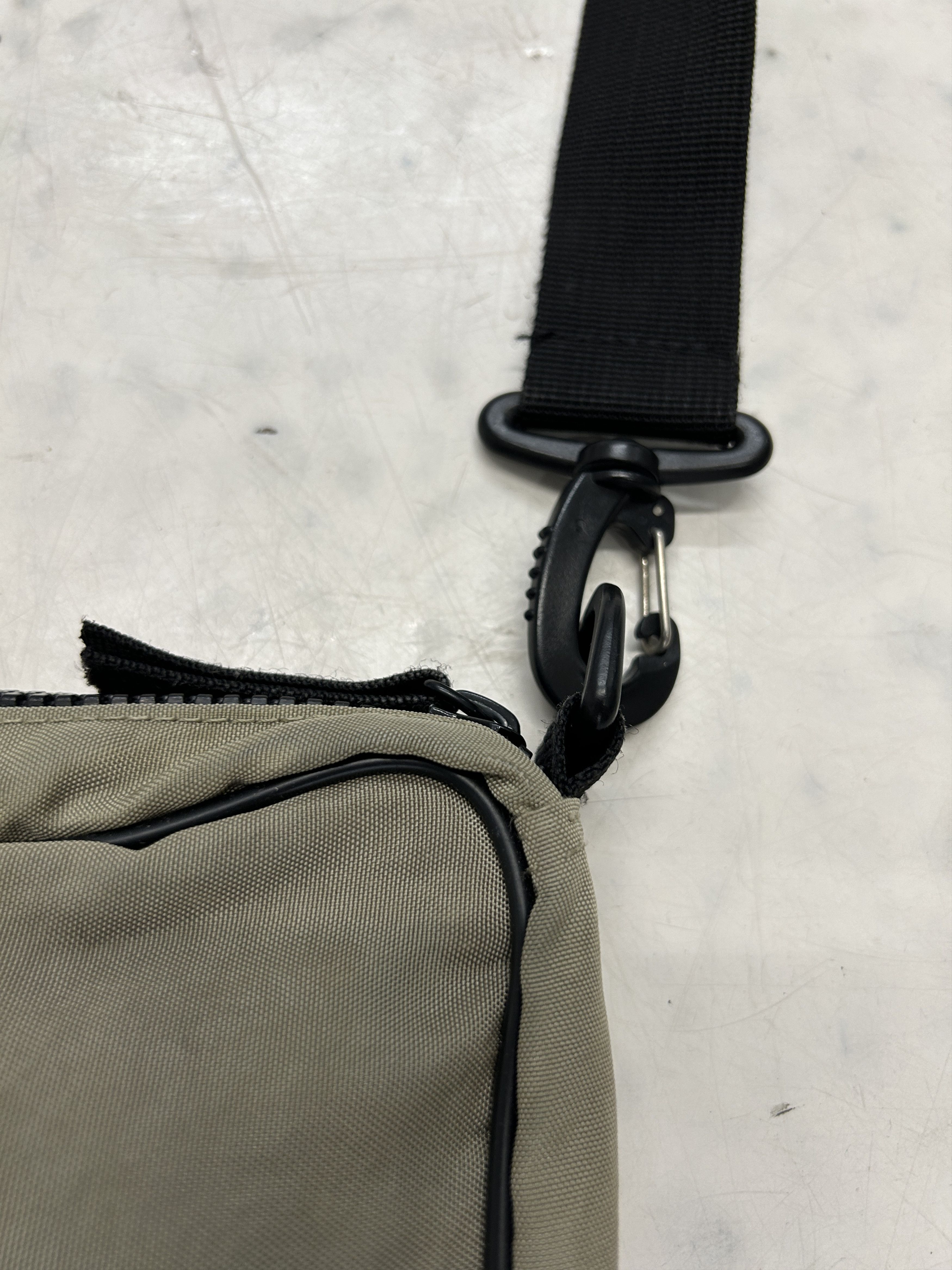 Diesel × Vintage Vintage 90s y2k Diesel shoulder crossbody bag Size ONE SIZE - 13 Thumbnail