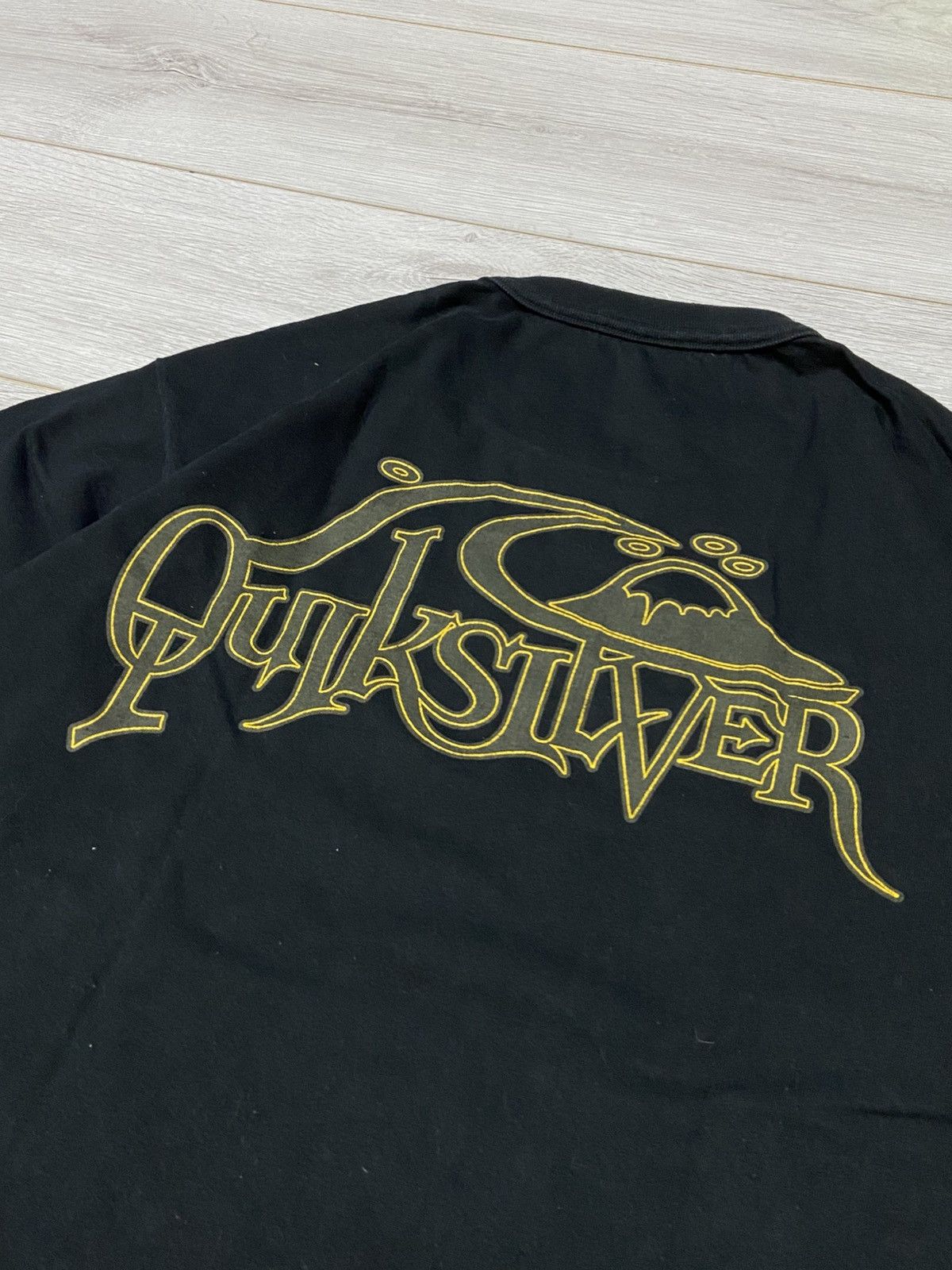 Quicksilver Quiksilver vintage surf big print logo graphic t-shirt Size US XL / EU 56 / 4 - 7 Thumbnail