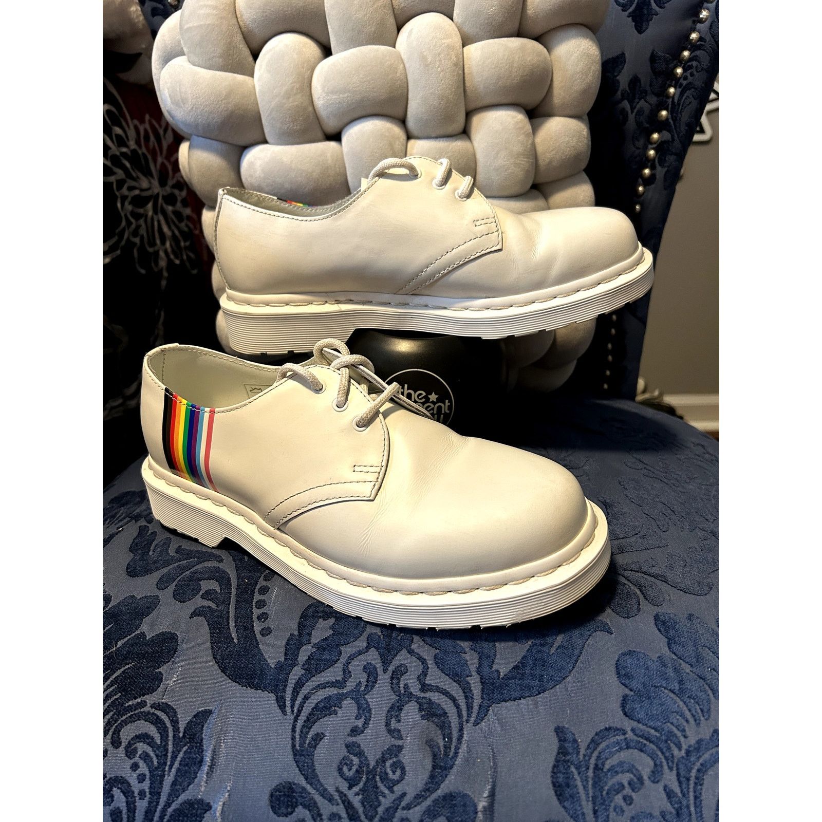 Dr. Martens Dr Martens Pride White Oxford Size 8/EU 39 Size US 8 / IT 38 - 1 Thumbnail