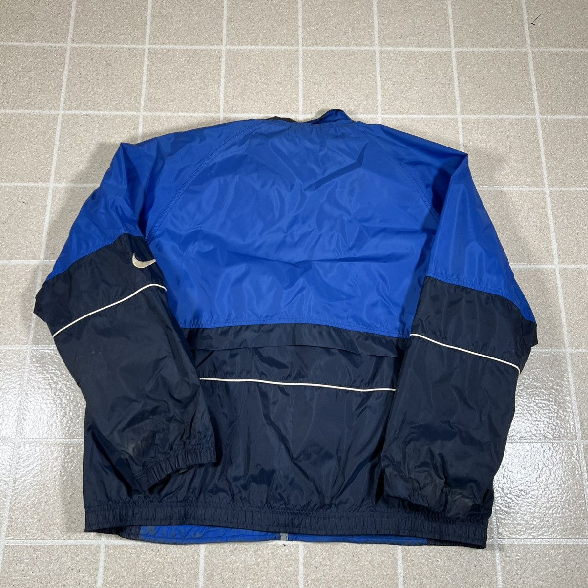 Nike Vintage Nike Jacket XL Blue Windbreaker Lightweight Track Size US XL / EU 56 / 4 - 8 Thumbnail