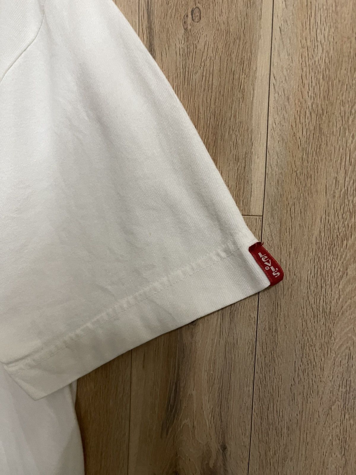 Levi's Vintage Levi’s T shirt History L 2002 Made in Japan Size US L / EU 52-54 / 3 - 4 Thumbnail