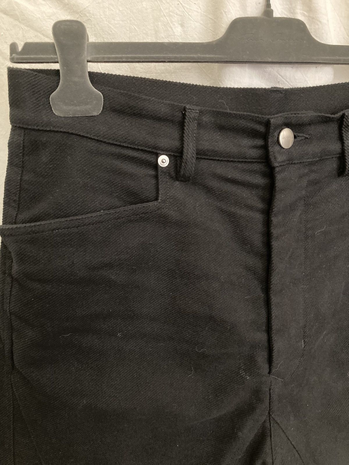 Rick Owens NEVER WORN/ Rick Owens slivered denim skirt in black Size US 31 - 2 Thumbnail