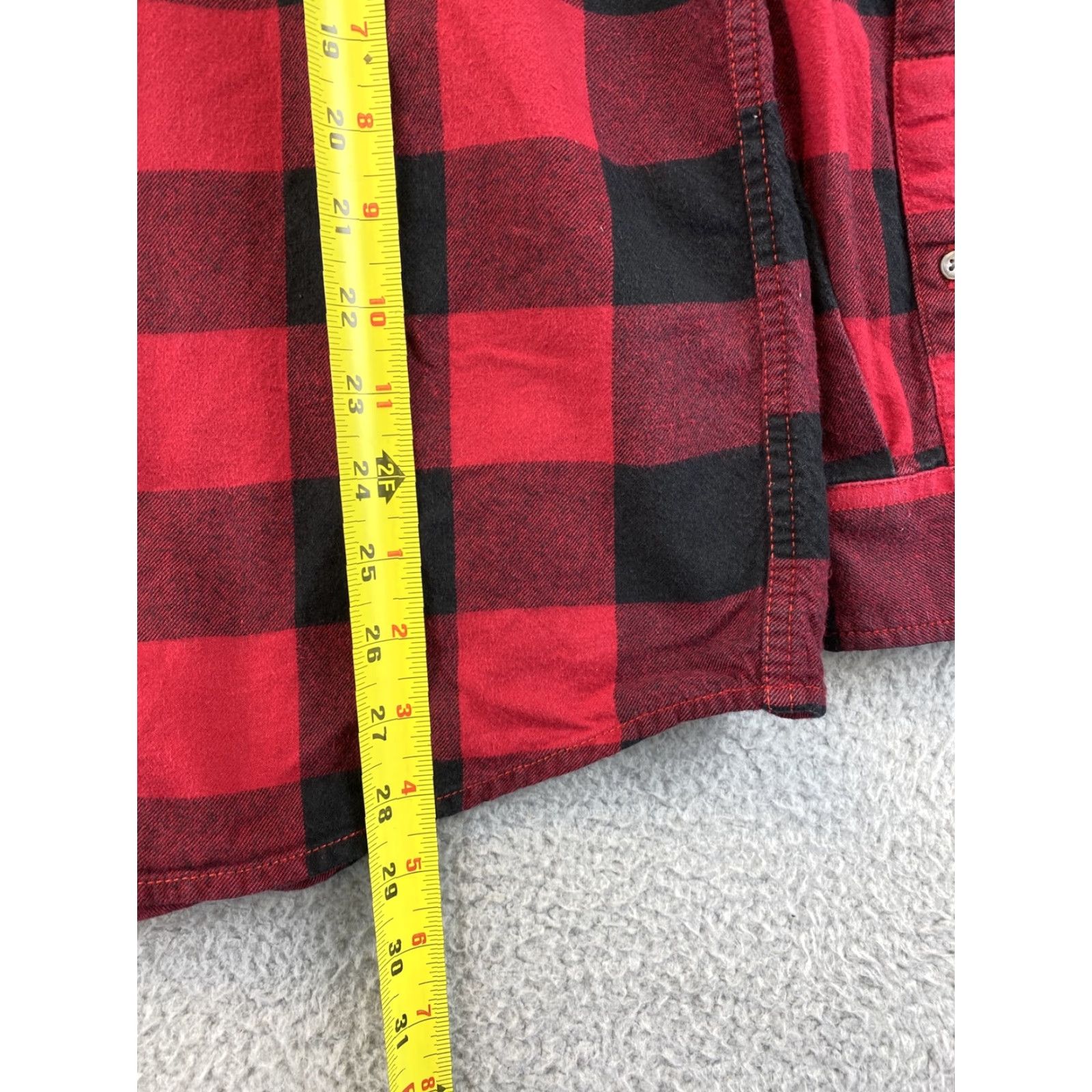 Eddie Bauer VINTAGE? Wait: It's Not Vintage. So: Eddie Bauer Plaid Shirt Slim Fit M Red Black 100% Cotton Button-Up Long Sleeve Unisex Adults Casual Shirt 79-4 Size US M / EU 48-50 / 2 - 7 Thumbnail
