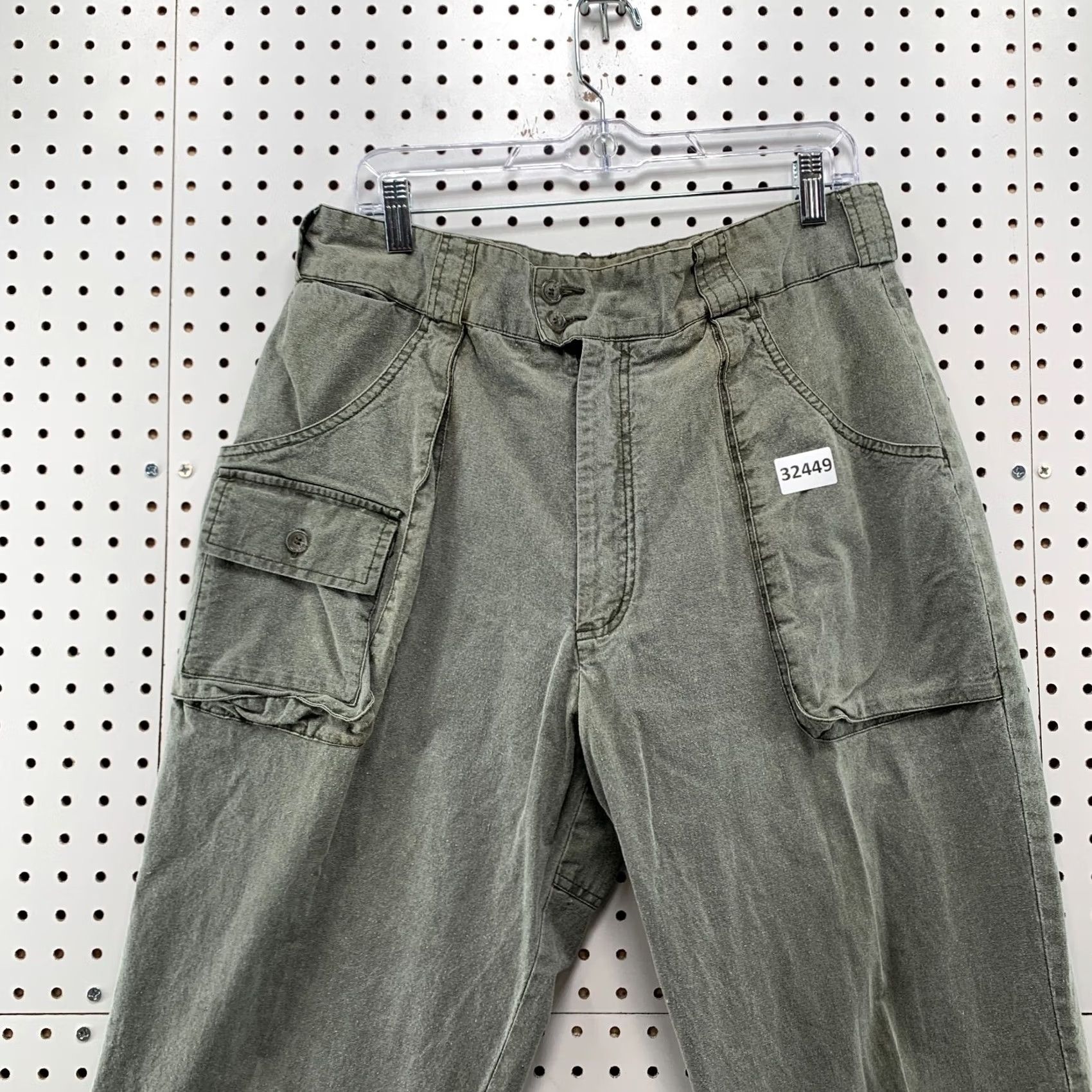 Vintage Vintage Cabela’s Pants Mens Canvas 35x33 Olive Green Outdoor Cargo Flat Front 33 Inseam Mens Size US 35 - 3 Thumbnail