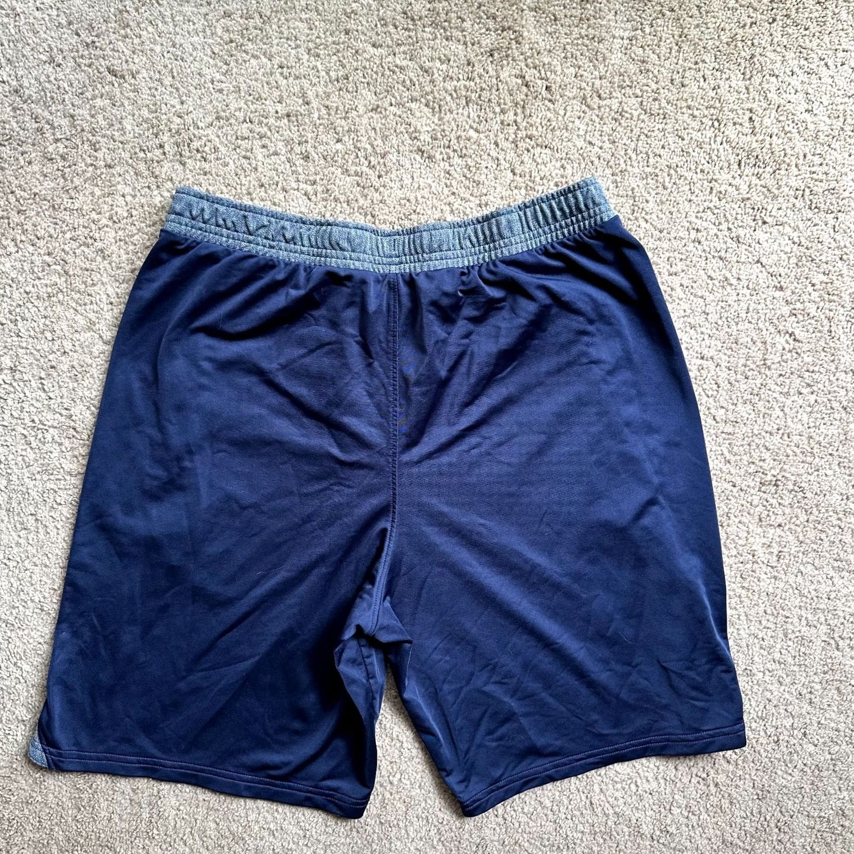 Under Armour Under Armour Basketball Shorts Mens Large Navy Blue Fleece Pockets 30x9 Mid Rise Drawstring Athletic Size US 30 / EU 46 - 2 Thumbnail