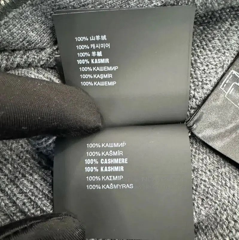 Miu Miu Miu Miu Gray Wool Pullover Sweater . Size L / US 10 / IT 46 - 8 Thumbnail