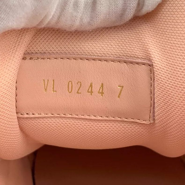 Louis Vuitton Louis Vuitton Pink Round Toe Strappy Board Sneaker Size US 8 / EU 41 - 6 Thumbnail