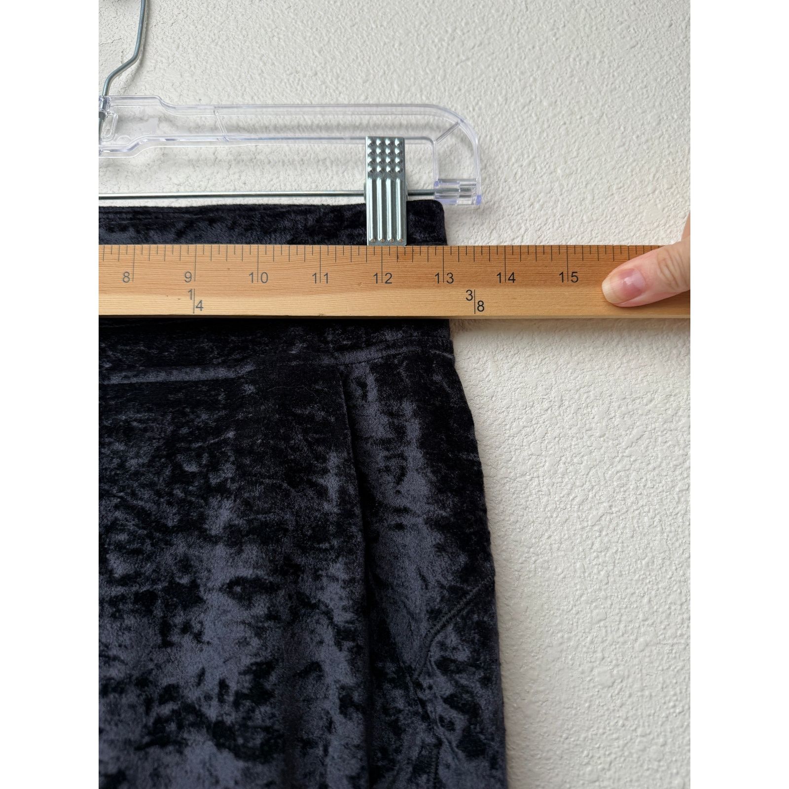 Lululemon Lululemon Ready to Crush Velvet Jogger Pants Black Women's 4 Size 27" / US 4 / IT 40 - 10 Thumbnail