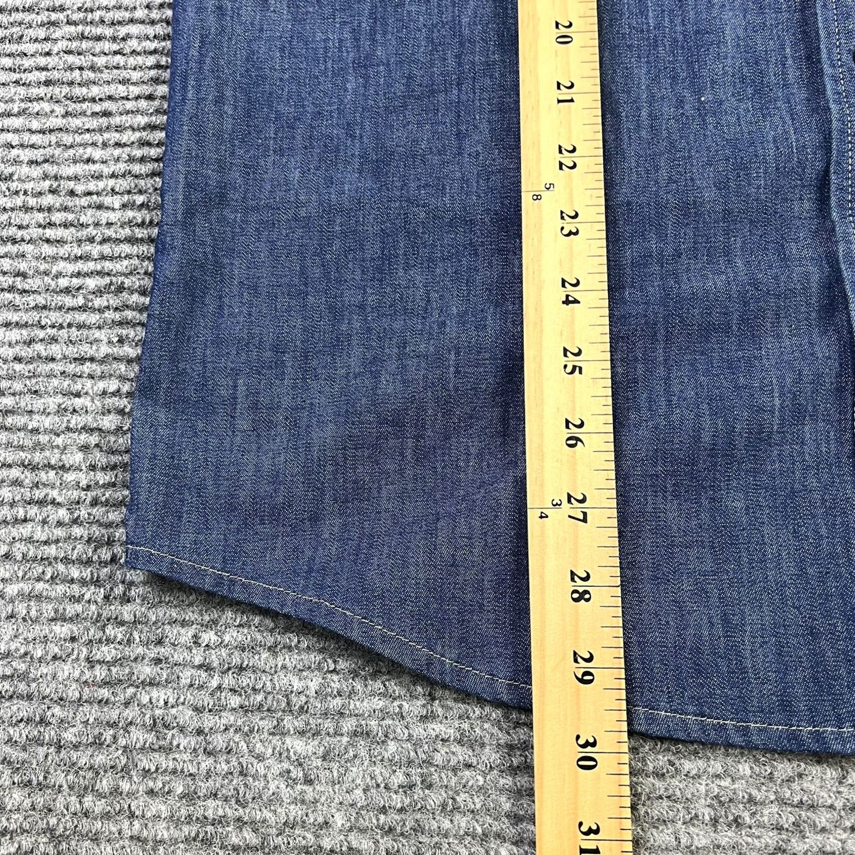 Wrangler VINTAGE? No. Wrangler Blue Denim Button-Up Shirt Mens L Short Sleeve Western Casual Shirt Size US L / EU 52-54 / 3 - 5 Thumbnail