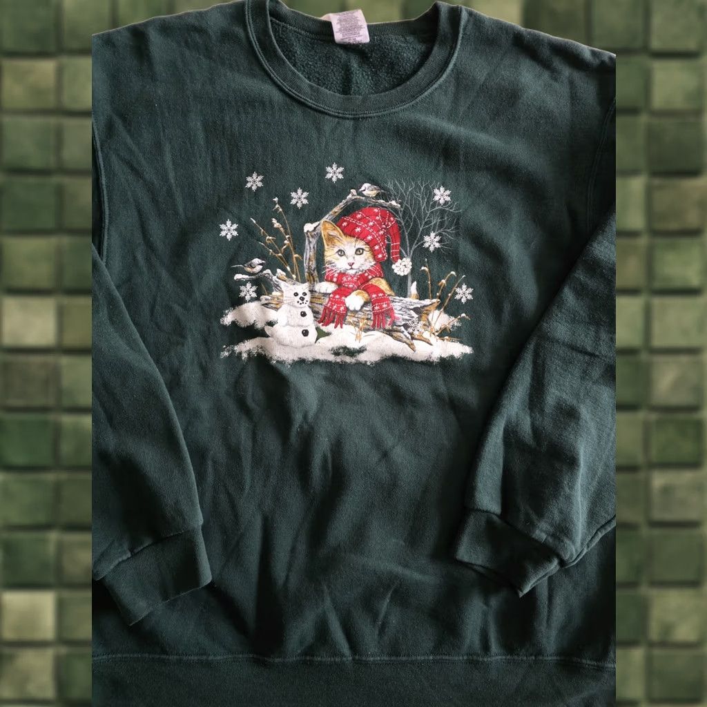 Jerzees VINTAGE Jerzees Snow Cat Sweatshirt Womens Large Green Crew Neck Long Sleeve Easy Care Graphic Print Cottagecore Winter Cat print Pullover - Size L / US 10 / IT 46 - 1 Thumbnail
