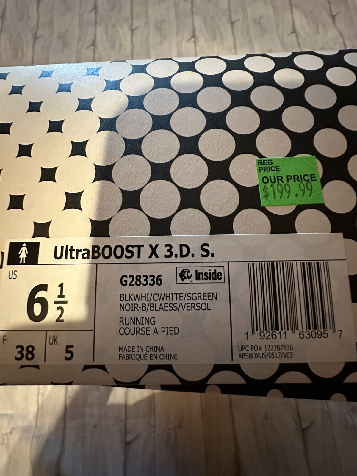 Stella McCartney Adidas Stella McCartney Ultra BOOST 6.5 Black G28336 Size US 6.5 / IT 36.5 - 8 Thumbnail