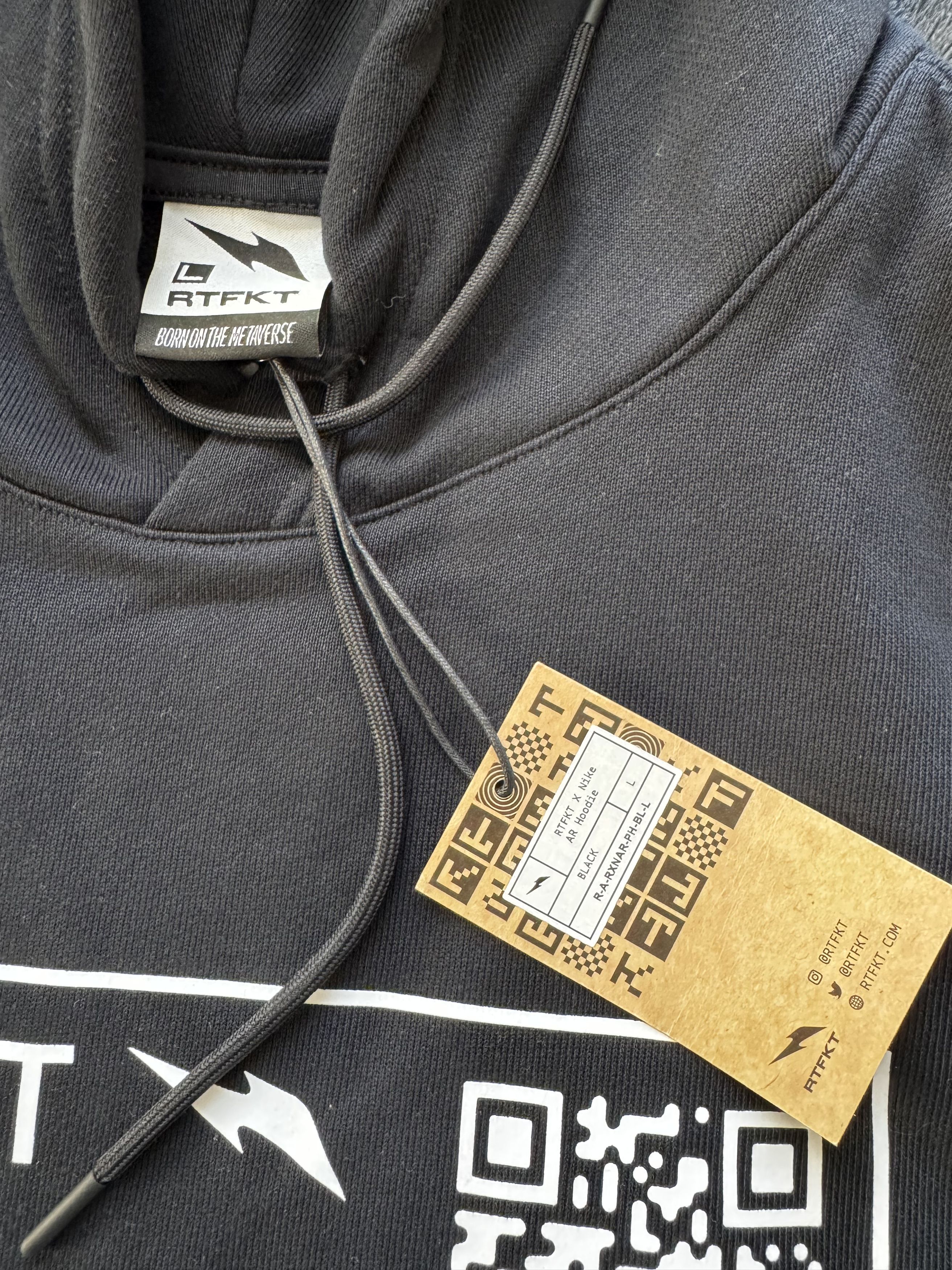 Nike Nike x RTFKT “AR Hoodie” (Black, L) Size US L / EU 52-54 / 3 - 5 Thumbnail