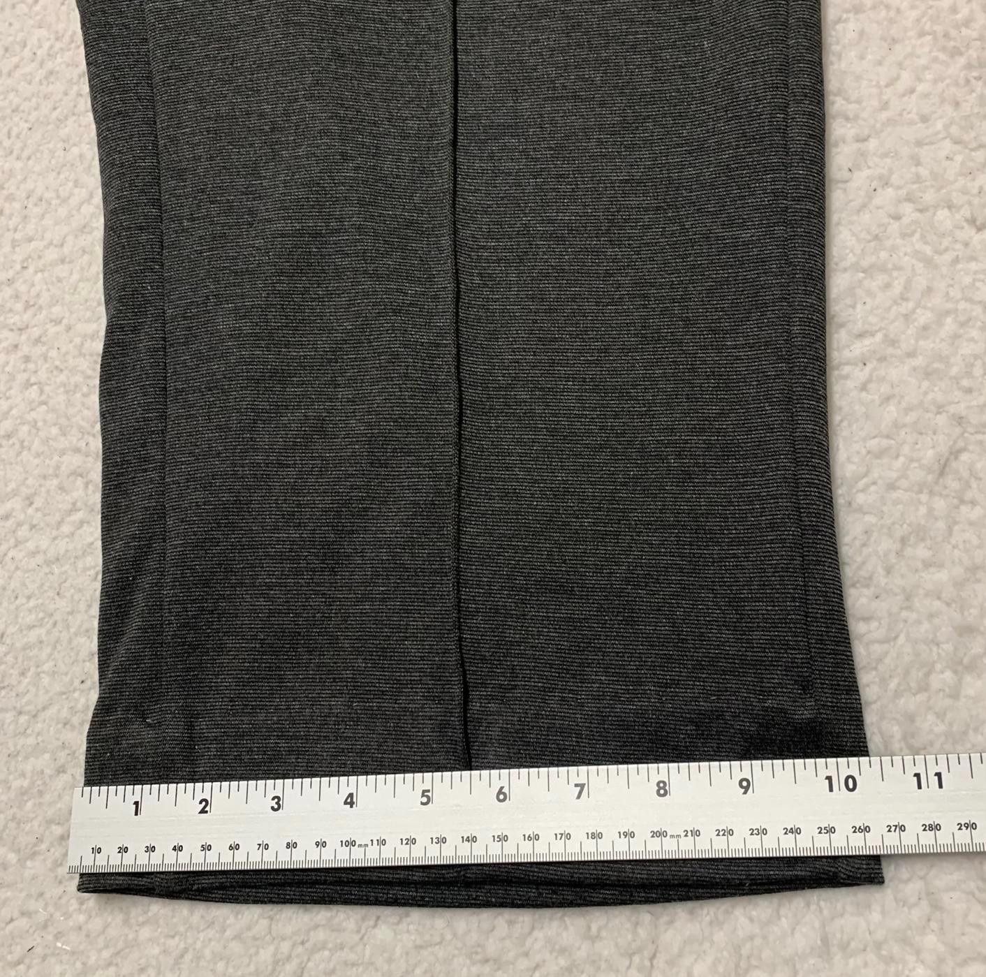 Other Liz & Me Sport Women's Size 16 Wide Gray Capris 38 x 26 Size 38" / US 16 / IT 52 - 10 Thumbnail
