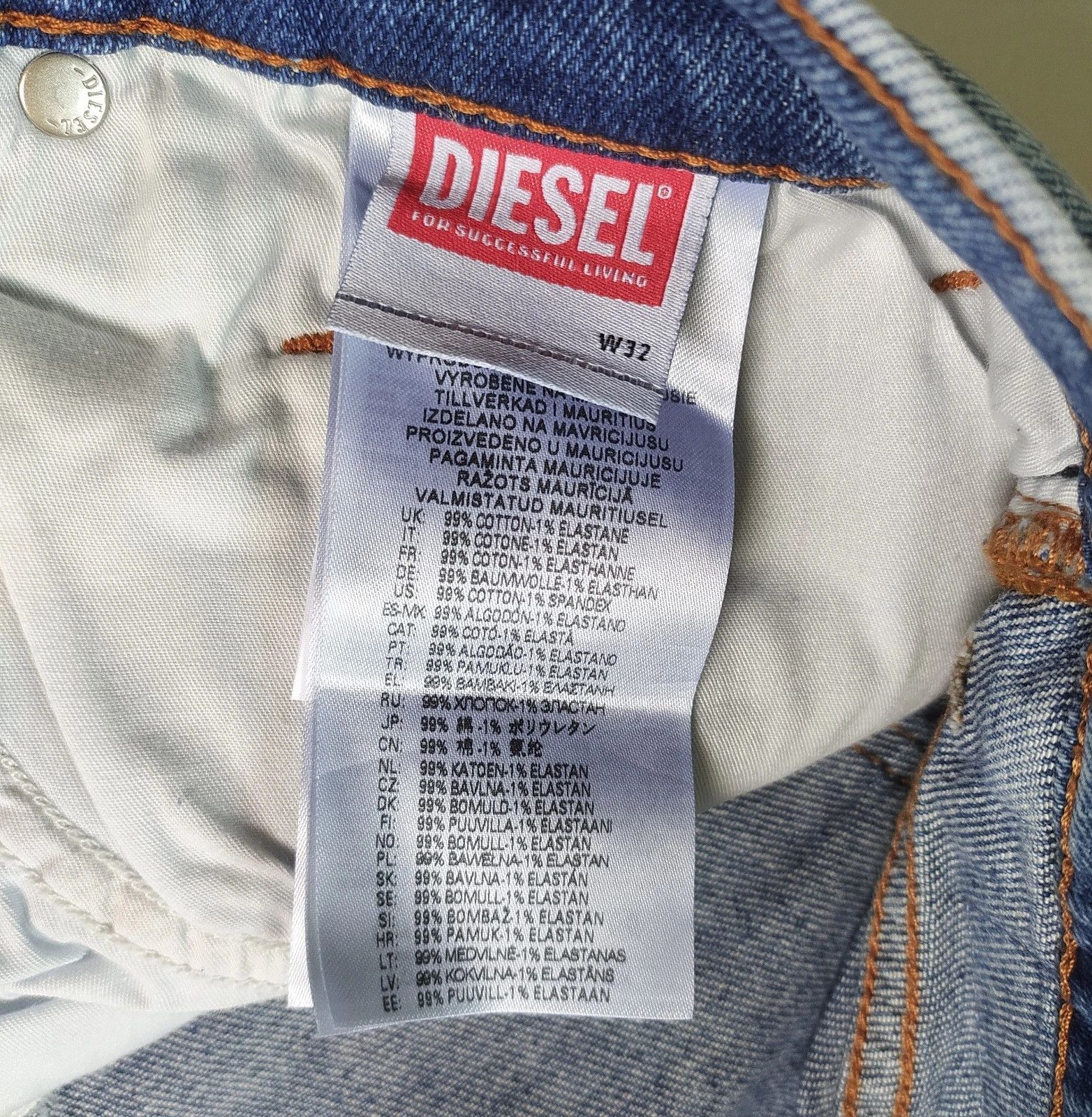Diesel Diesel 2019 D-STRUKT-R L.32 MENS JEANS T/9668 Size US 32 / EU 48 - 8 Thumbnail