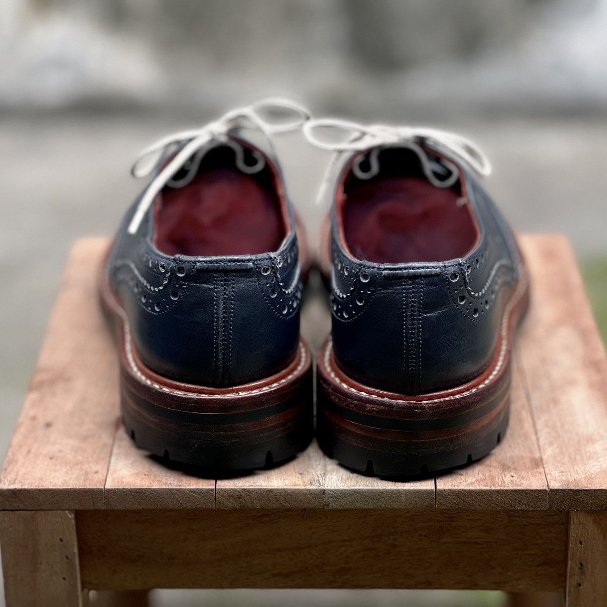 Tricker's TRICKER'S "BOURTON" NAVY BROGUE SHOES Size US 7 / EU 40 - 5 Thumbnail