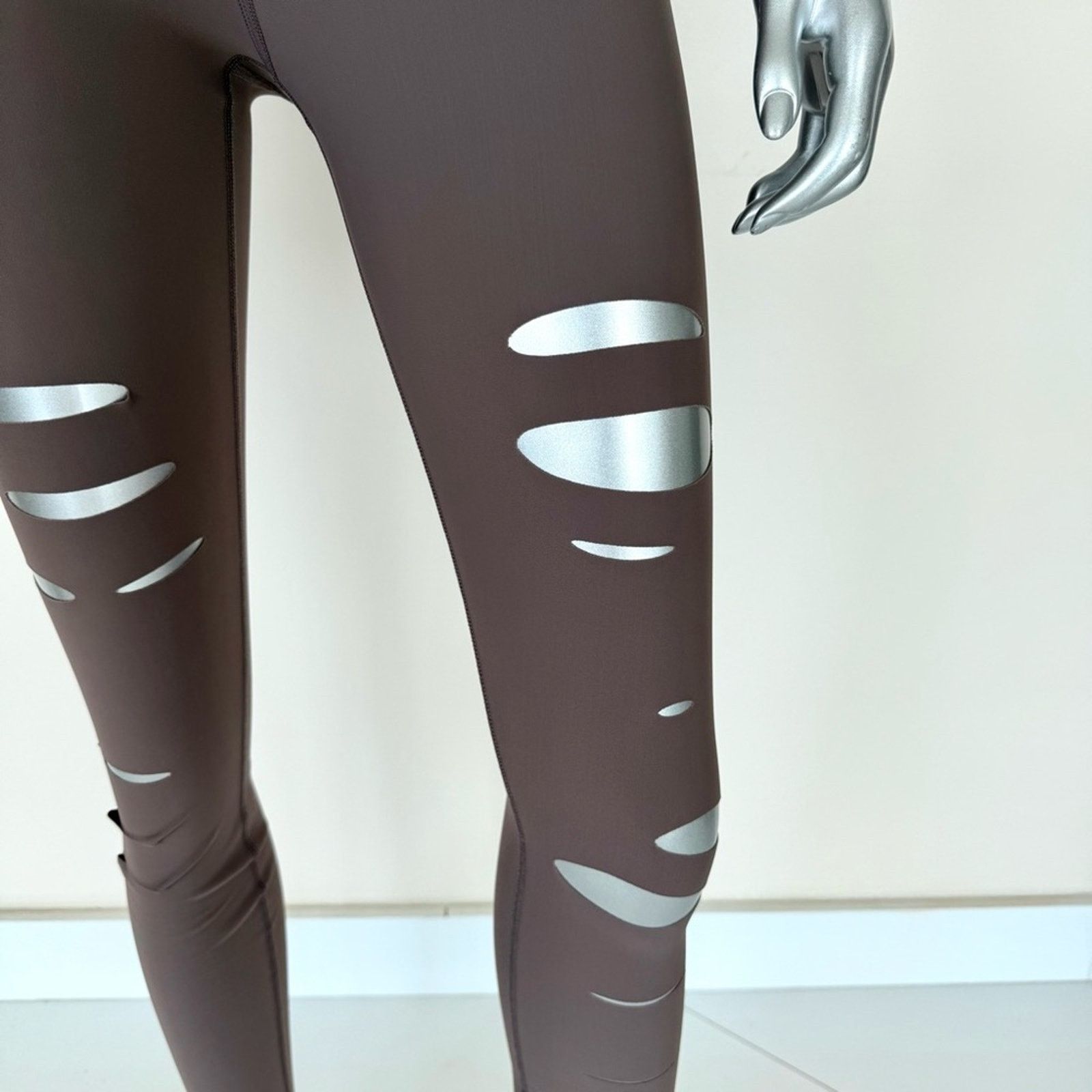 Alo Yoga ALO Yoga brown leggings size S Size 27" / US 4 / IT 40 - 2 Thumbnail