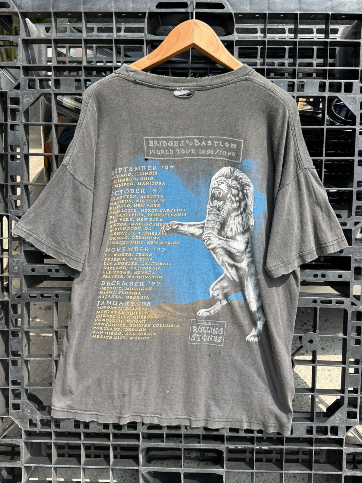 Vintage 💥 Vintage Rolling Stones Bridges To Babylon 1997 T-Shirt Size US XL / EU 56 / 4 - 2 Thumbnail