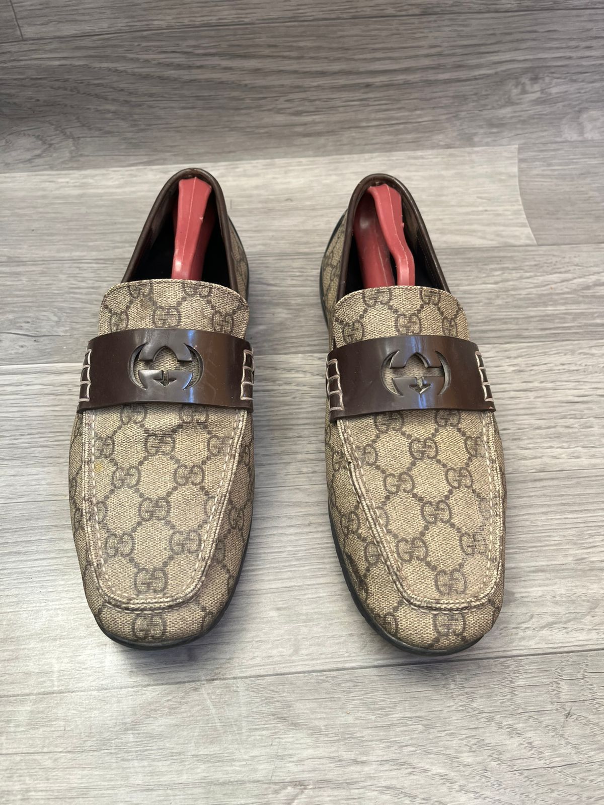 Gucci Gucci Supreme Monogram GG Logo Loafers Color Beige Size US 7 / EU 40 - 11 Thumbnail