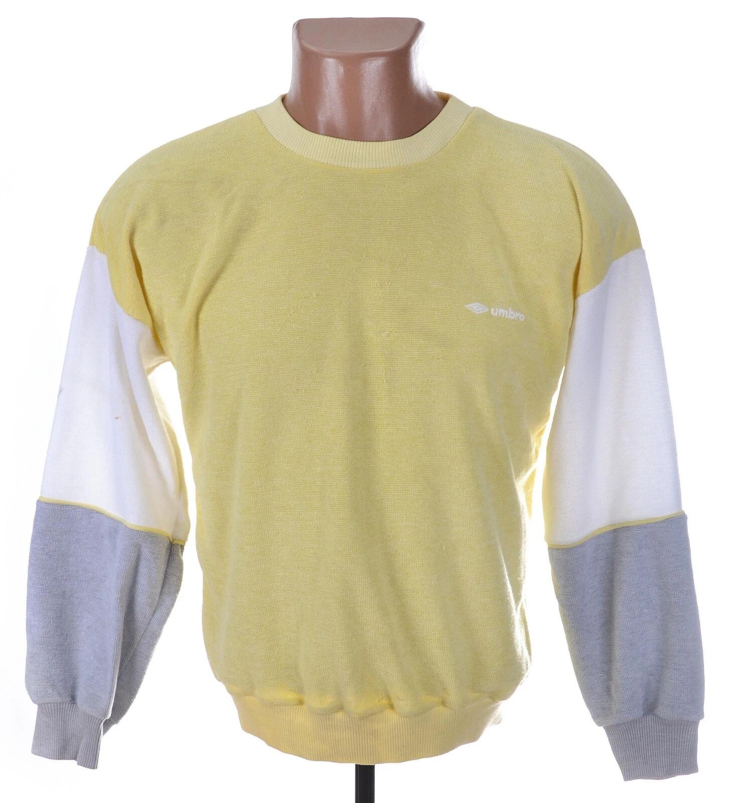 Umbro UMBRO VINTAGE 1980'S YELLOW FOOTBALL SWEAT TOP JERSEY SIZE S Size US S / EU 44-46 / 1 - 1 Thumbnail