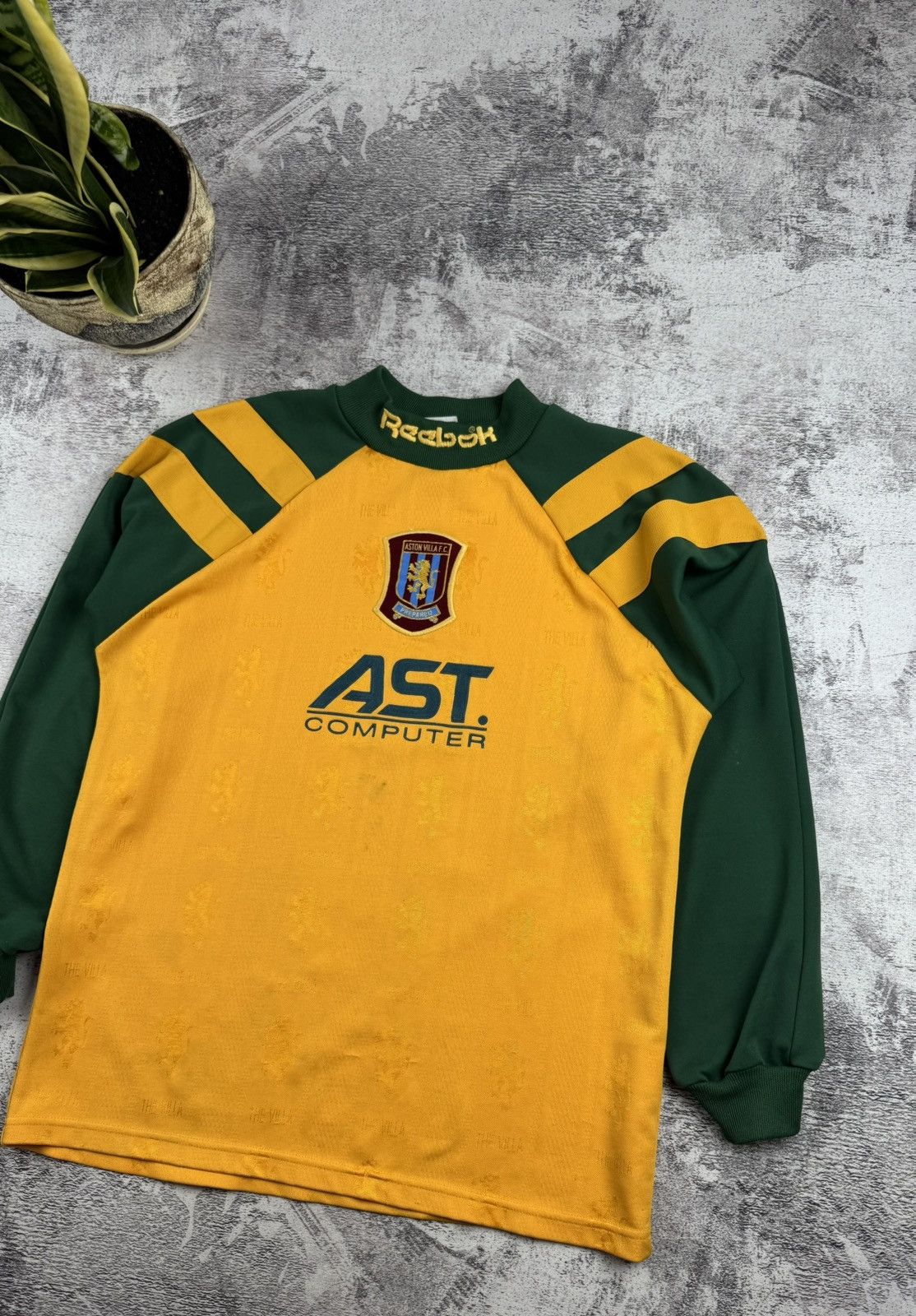 Reebok Vintage Aston Villa Goalkeeper GK Soccer Football Fan T Shirt Jersey Longsleeve Size US S / EU 44-46 / 1 - 3 Thumbnail