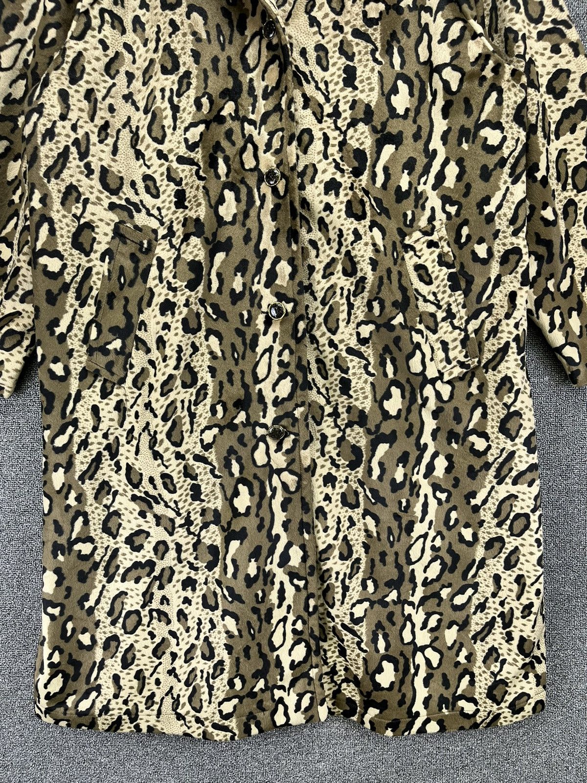 Japanese Brand Vintage Japanese Leopard Skin Style Long Jacket Size XL / US 12-14 / IT 48-50 - 8 Thumbnail