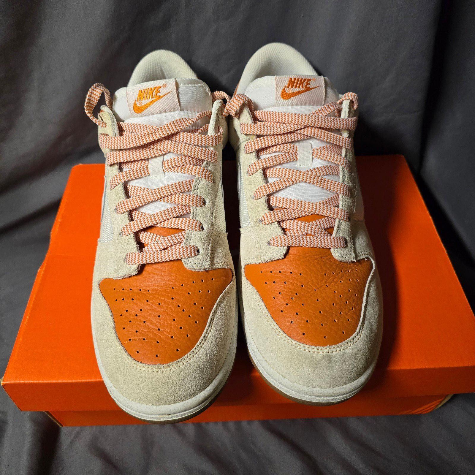 Nike Nike Dunk Low Cl Sz 11 White Orange 318020 111 2007 W Box Size US 11 / EU 44 - 4 Thumbnail
