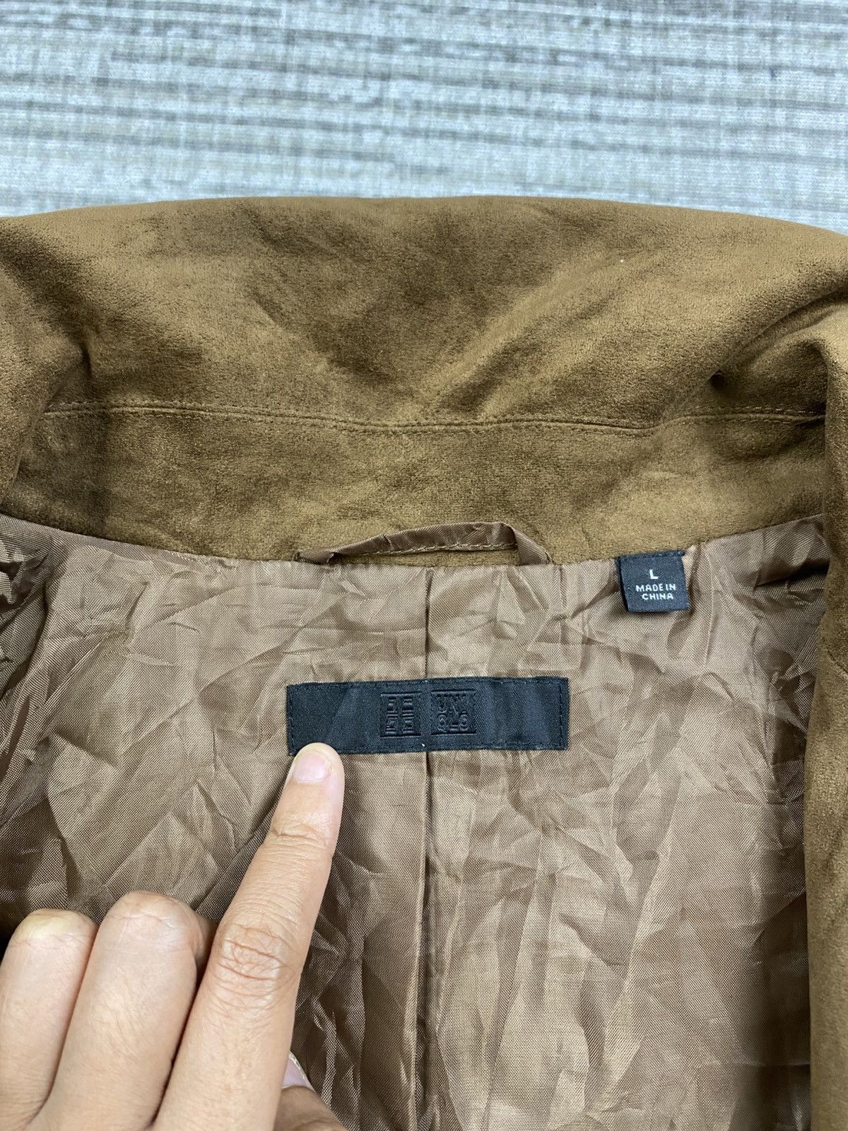 Japanese Brand × Uniqlo × Vintage Vintage Uniqlo Suede Leather Double Collar Suede Jacket Size US M / EU 48-50 / 2 - 8 Thumbnail