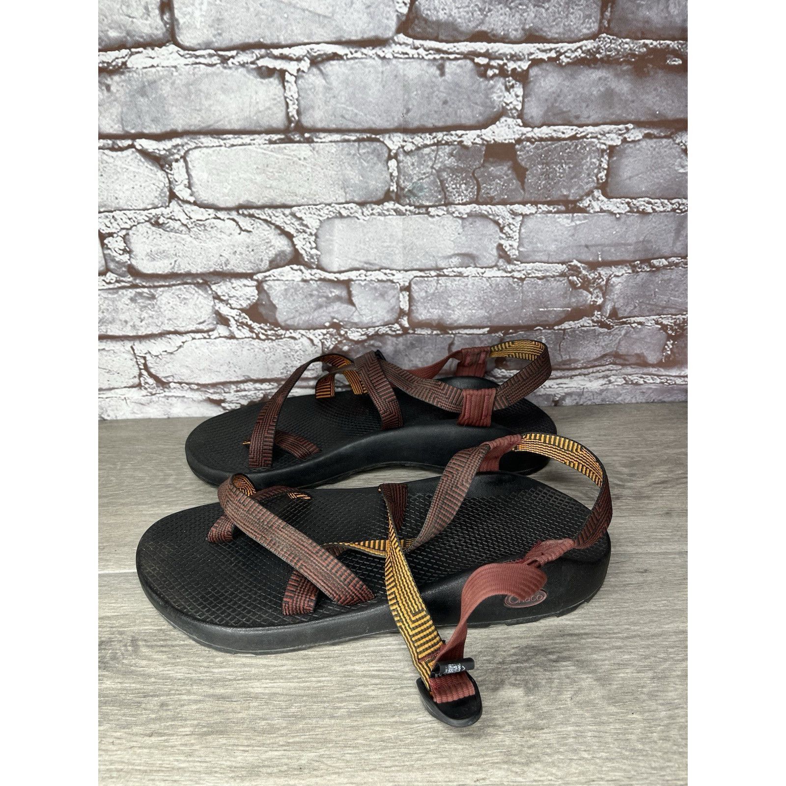 Chaco Chaco Z2 Classic Fore Port Red Textile Strappy Sandals Men 1 Size US 12 / EU 45 - 1 Thumbnail