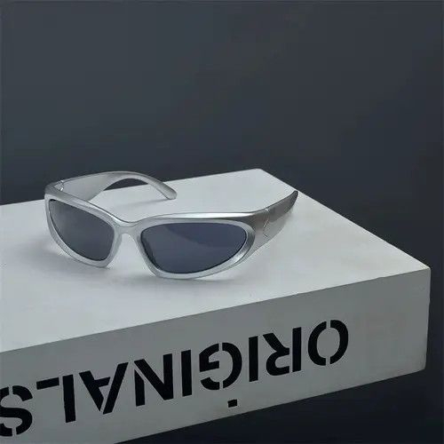 Vintage Retro punk sunglasses Size ONE SIZE - 2 Thumbnail