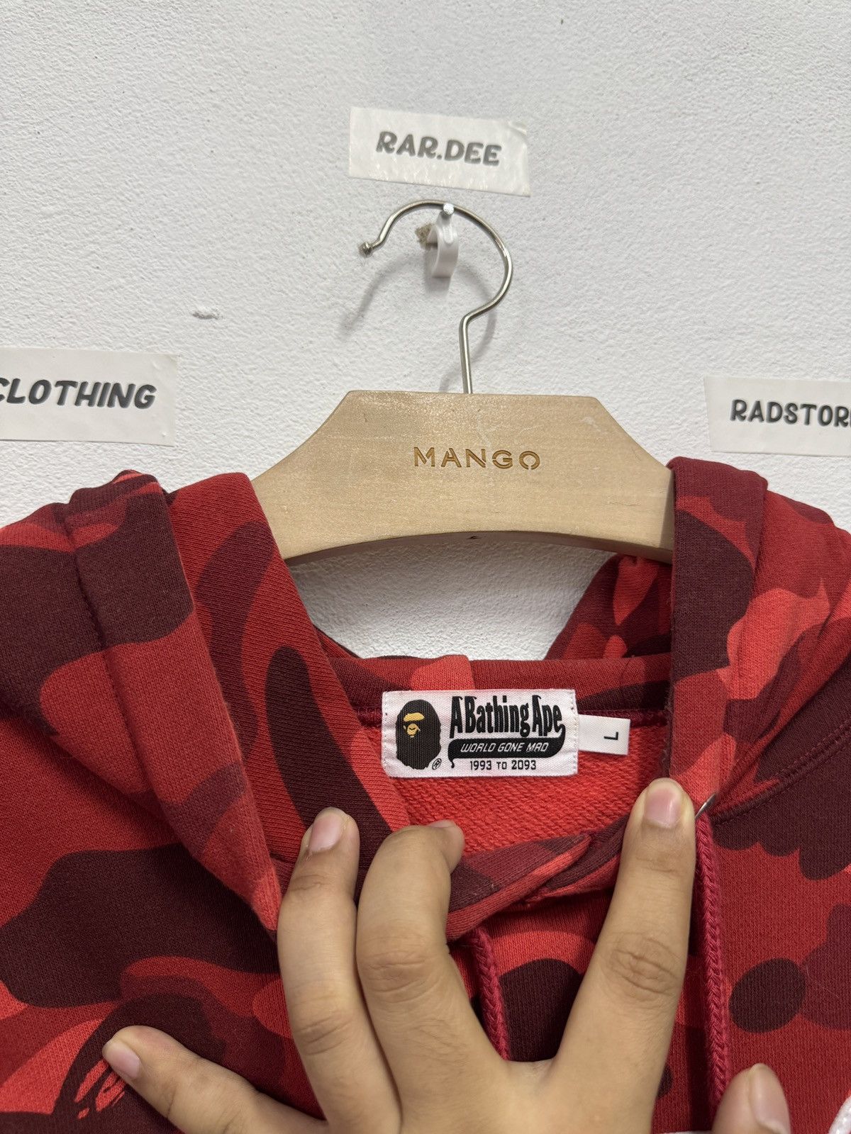 Bape × Coca Cola BAPE x Coca-Cola Color Camo Ape Head Pullover Hoodie Size US L / EU 52-54 / 3 - 8 Thumbnail