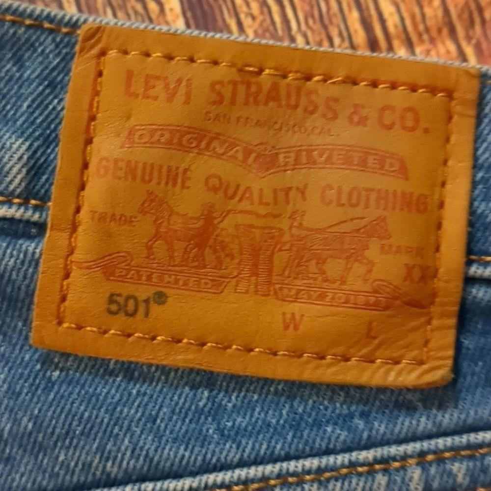 Levi's Levis premium 501 button fly distressed shorts size 26 Size 26" / US 2 / IT 38 - 5 Thumbnail