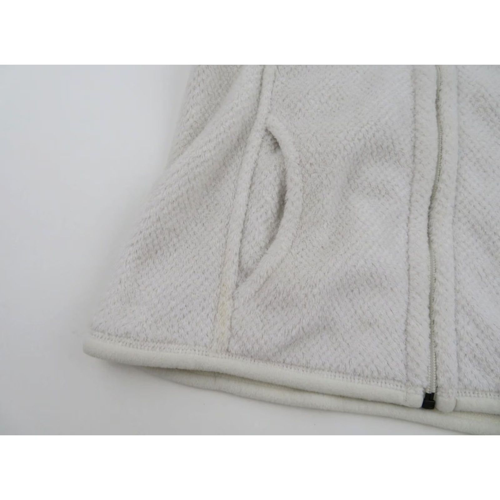 Patagonia Patagonia Snap-T Fleece Vest Womens S White Polartec Power Dry High Loft Jacket Size S / US 4 / IT 40 - 4 Thumbnail