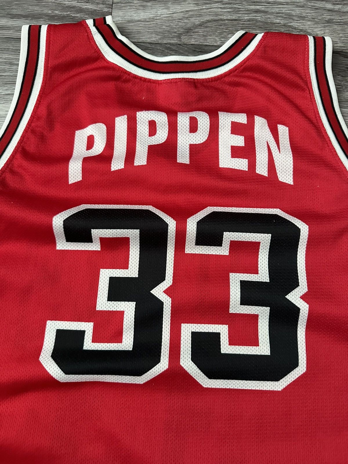 Champion Campion Chicago Bulls NBA Scottie Pippen 33 Vintage Jersey Size US XL / EU 56 / 4 - 6 Thumbnail
