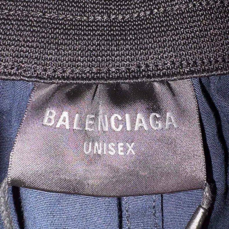 Balenciaga Balenciaga size S Navy blue shorts Size US 27 - 3 Thumbnail