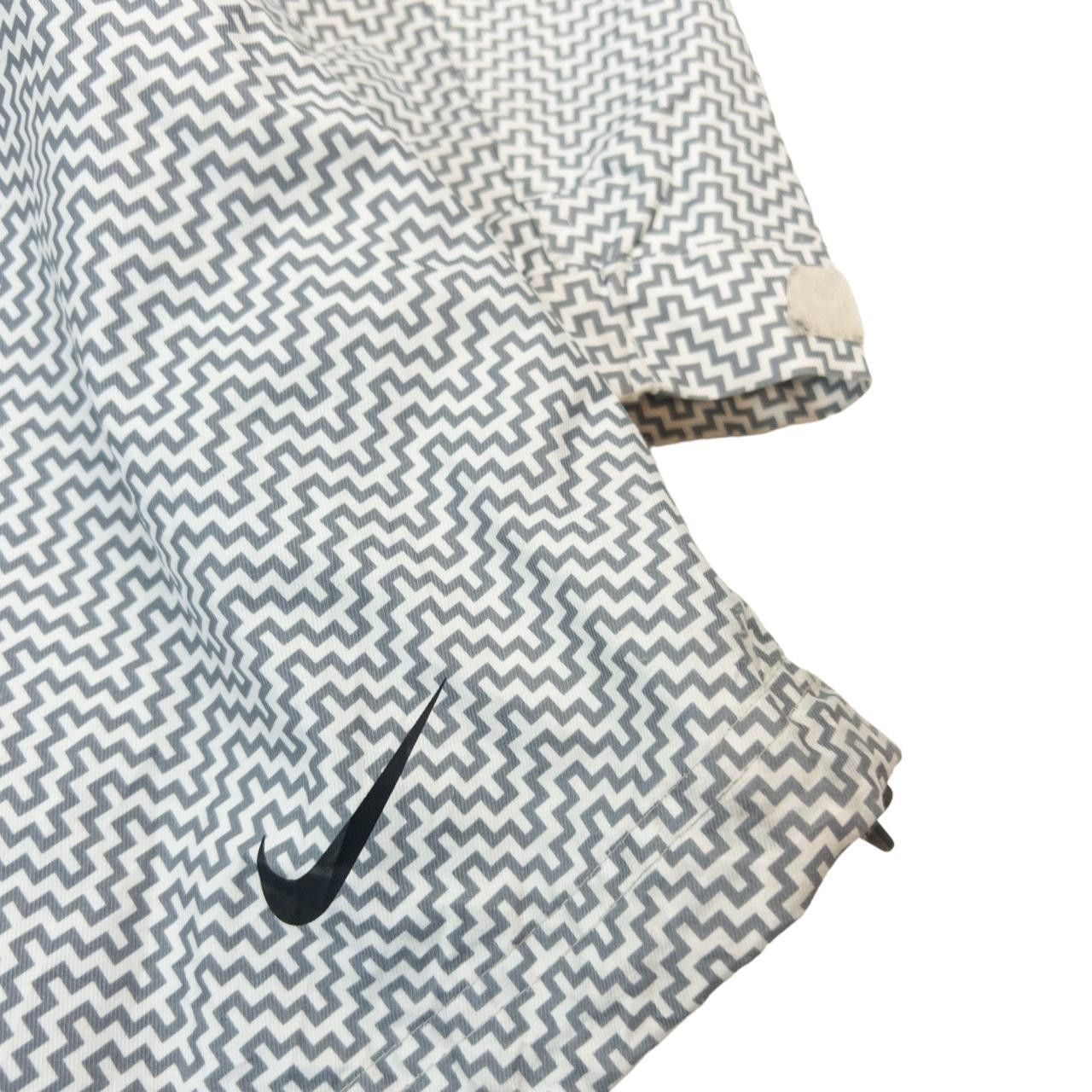 Nike ACG Vintage Nike ACG Zip Up Geometric Jacket Size L Size US L / EU 52-54 / 3 - 5 Thumbnail