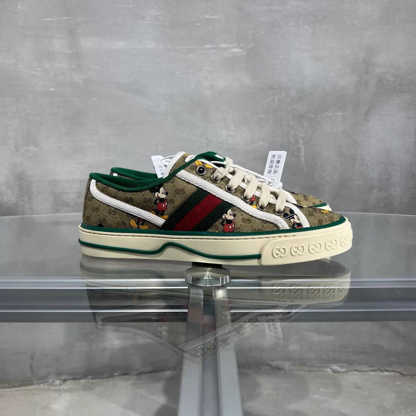 Gucci Disney x GUCCI Tennis 1977 GG Logo Sneakers Wmns 36 Size US 5.5 / IT 35.5 - 3 Thumbnail