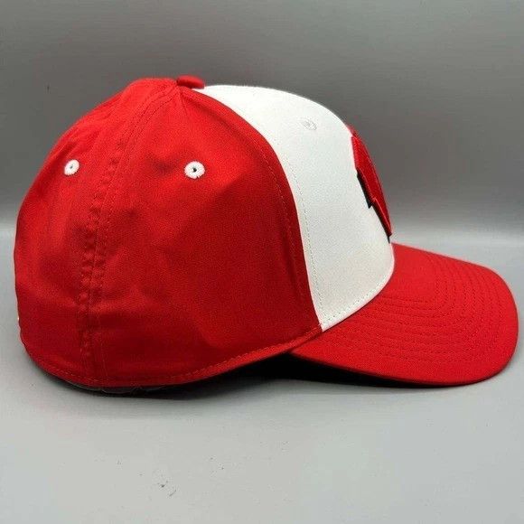 Other Wisconsin Badgers M-L Embroidered Fanatics Stretch Fitted Size ONE SIZE - 6 Thumbnail