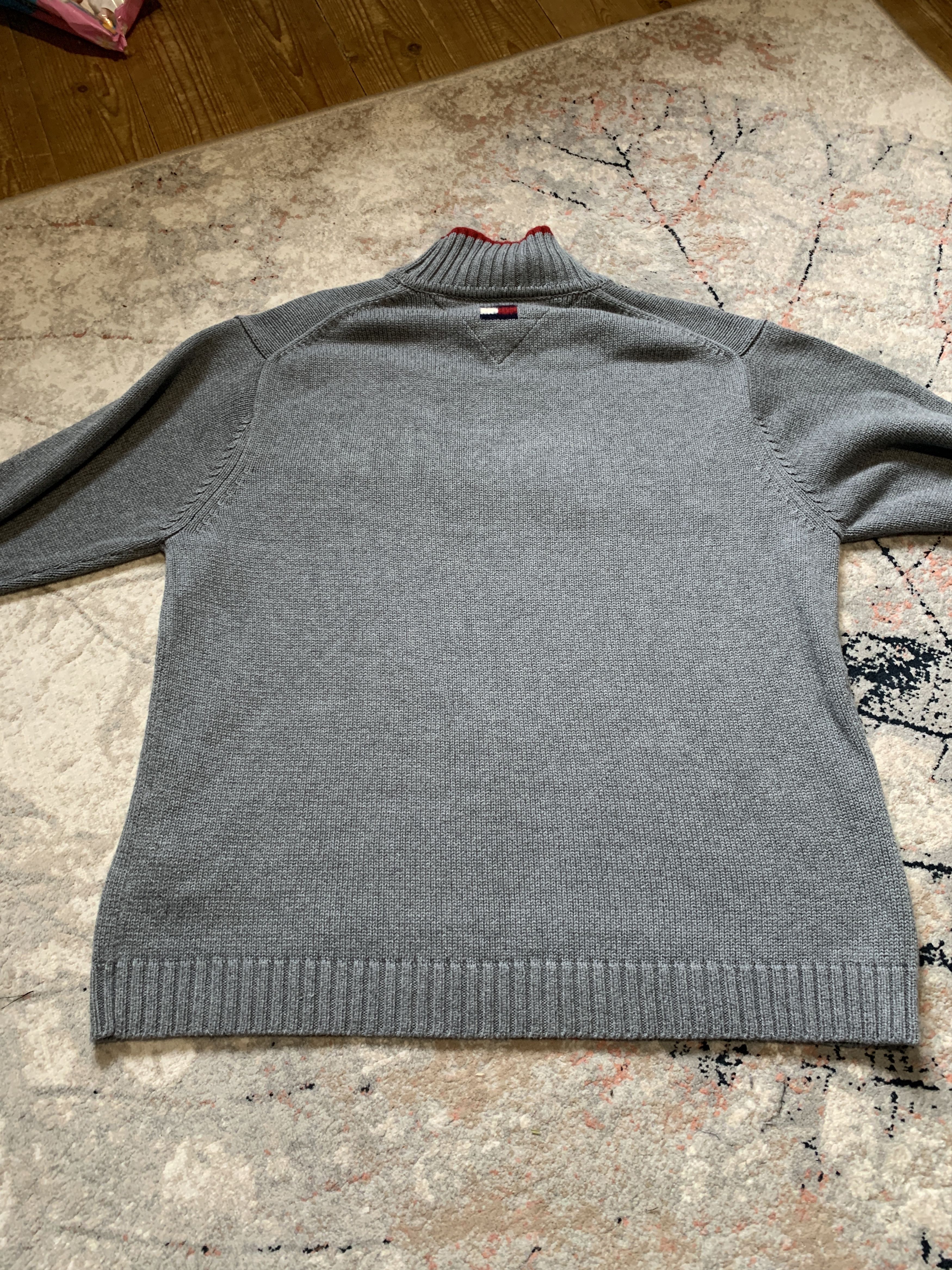 Tommy Hilfiger Vintage Tommy Hilfiger Sweater Size US M / EU 48-50 / 2 - 10 Thumbnail