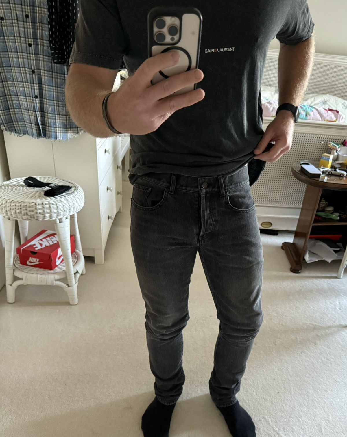 Saint Laurent Paris FW18 Saint Laurent dark grey black denim jeans distressed 32 Size US 32 / EU 48 - 3 Thumbnail