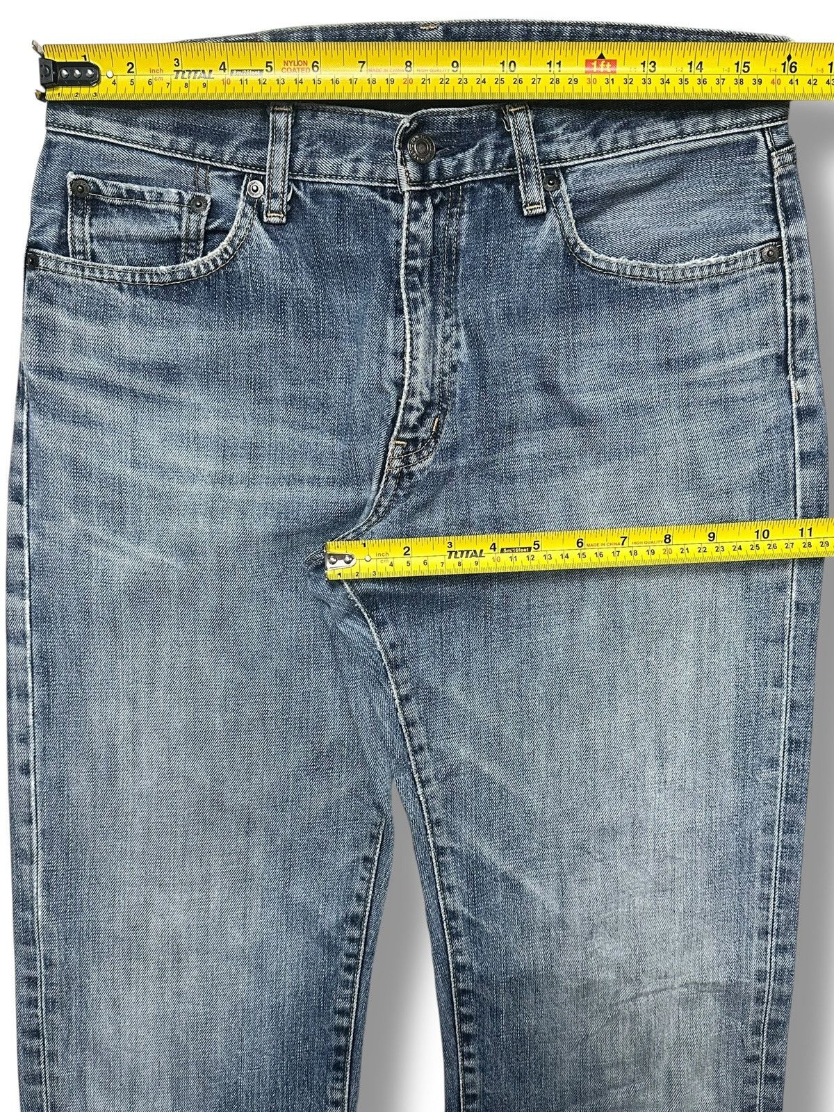 Uniqlo Vintage Uniqlo Regular Fit Straight Jeans With Bluewash Size US 32 / EU 48 - 18 Thumbnail