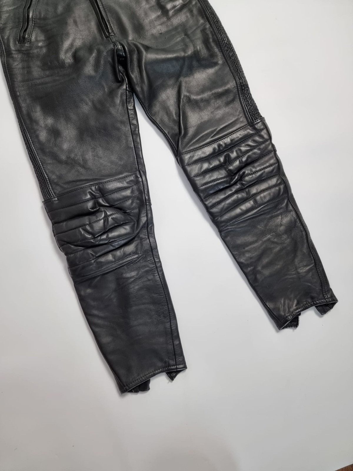 Vintage leather suspender pants S/M black mens womens Size 30" / US 8 / IT 44 - 9 Thumbnail