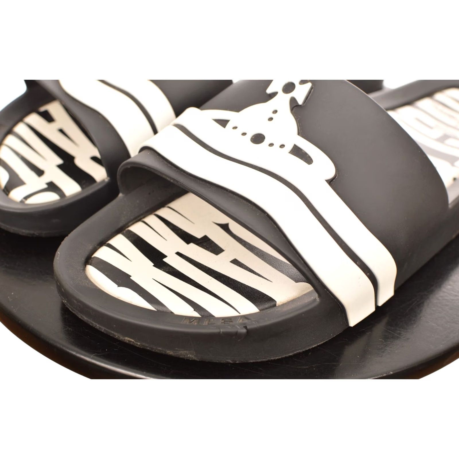 Vivienne Westwood Vivienne Westwood x Melissa Rubber Beach Slides Women US 11 Black Sandal Slide Size US 11 / IT 41 - 3 Thumbnail