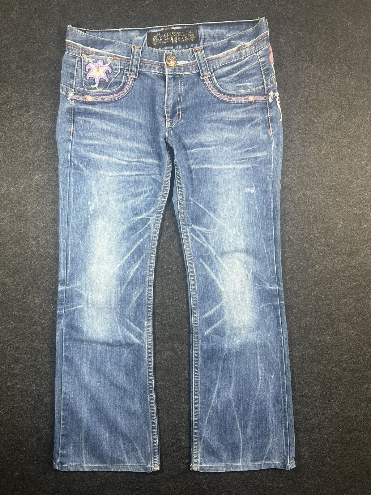In The Attic RARE 🔥 Red Pepper Flower Embroidery Flare Jeans like LGB Size US 31 - 4 Thumbnail