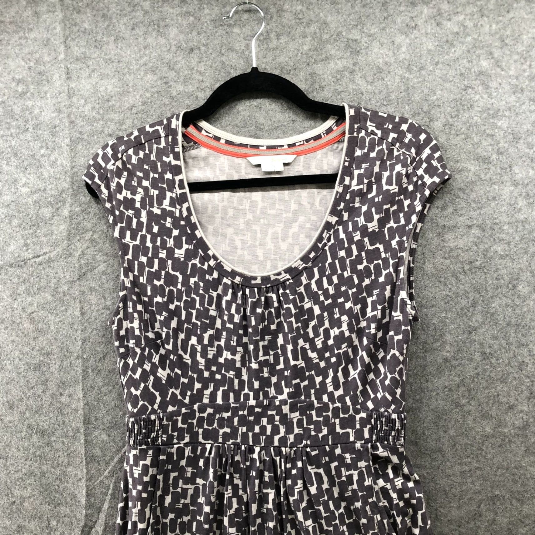Boden Boden Floral Cap Sleeve Dress Size 8 Purple Knit Scoop Neck Knee Length Womens Size M / US 6-8 / IT 42-44 - 3 Thumbnail