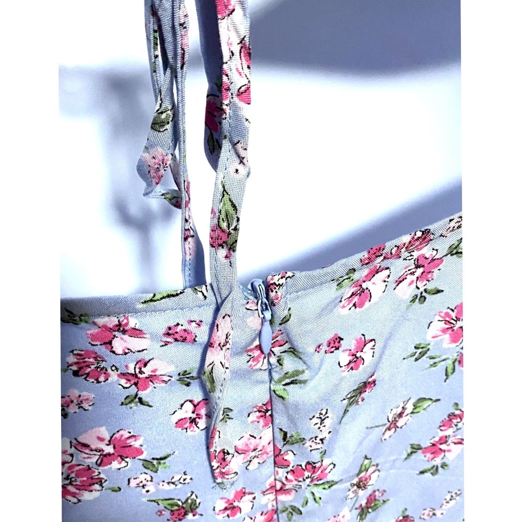 Rsq RSQ Floral V Neck Dress XL Short Sleeve Open Back Mini Tie Neck Prairie Boho Cottage NWT Women's Dress Size XL / US 12-14 / IT 48-50 - 5 Thumbnail