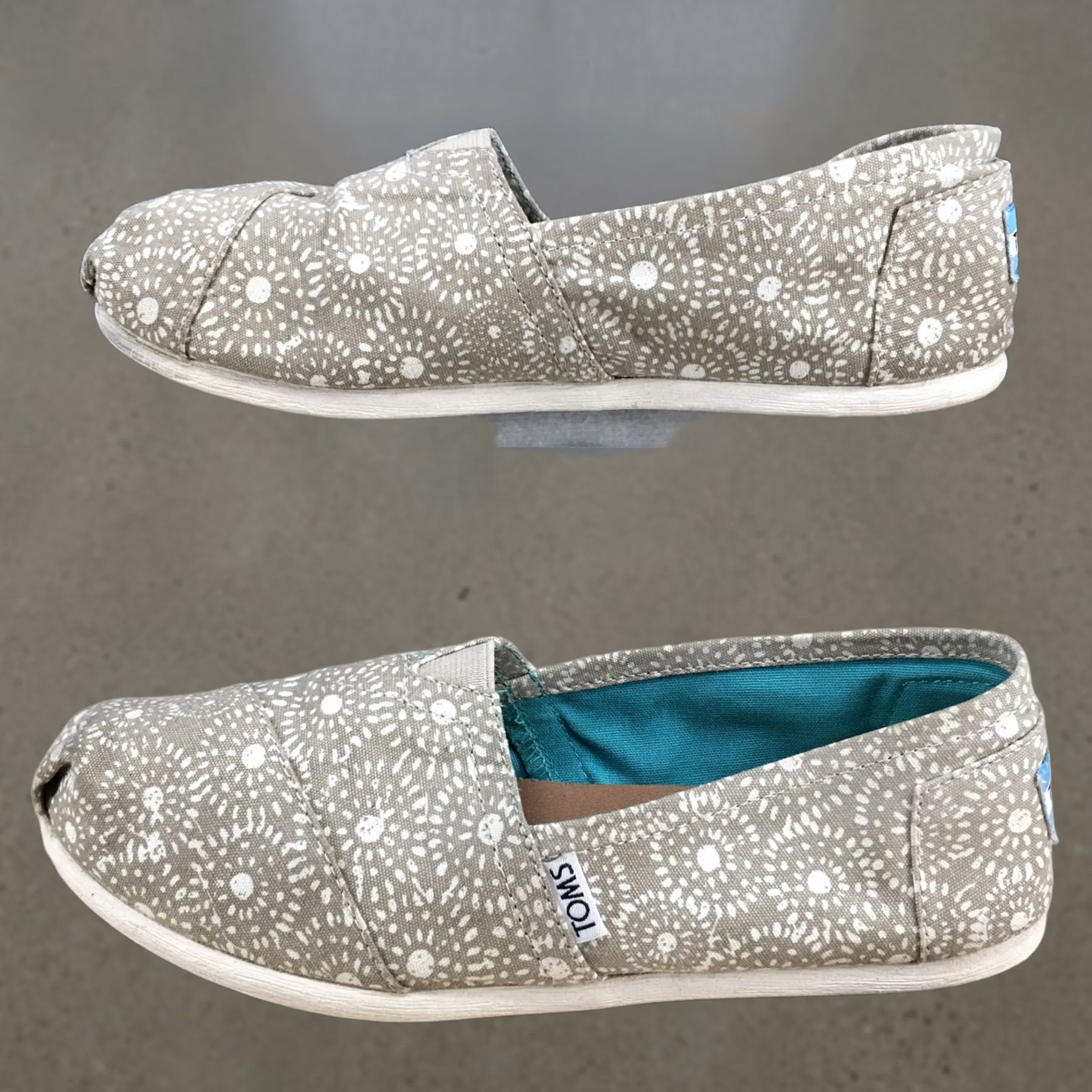 Toms TOMS Shoes Womens 8 Casual Slip-On Flats Multicolor Fabric Low Top Comfort Shoes Vol. 8 Women Slip-On Casual Flat Front White text Size M / US 6-8 / IT 42-44 - 1 Thumbnail